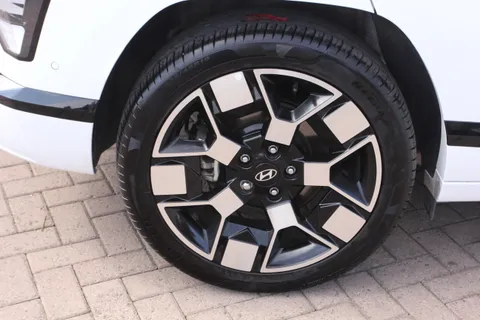 DU74XPX Hyundai Kona 160kW Ultimate 65kWh 5dr Auto Thumbnail #12