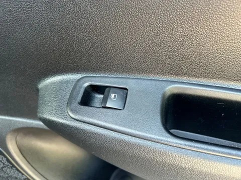 BF24LJE Hyundai i10 1.2 Advance 5dr Auto Thumbnail #23