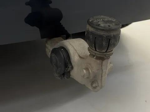 DV22LVK Volvo XC60 2.0 B5P Inscription 5dr AWD Geartronic Thumbnail #19