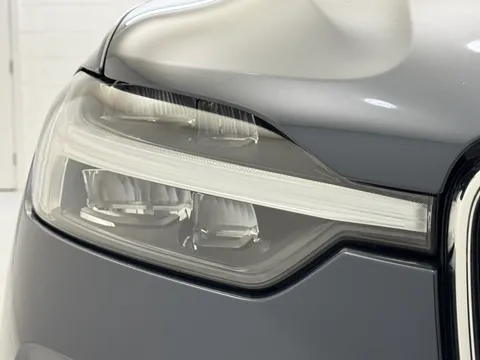DV22LVK Volvo XC60 2.0 B5P Inscription 5dr AWD Geartronic Thumbnail #44