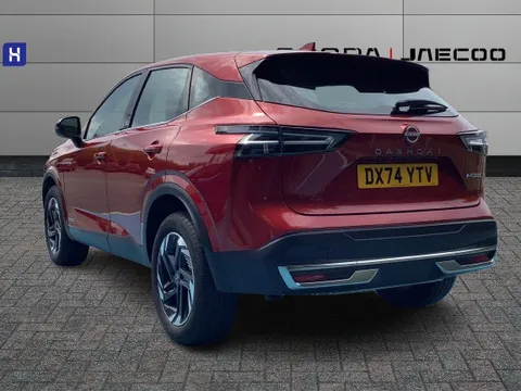 DX74YTV Nissan Qashqai 1.5 E-Power Acenta Premium 5dr Auto Thumbnail #8