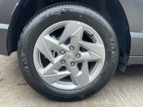 DC25OMV Hyundai Kona 1.6T 138 Advance 5dr DCT Thumbnail #18