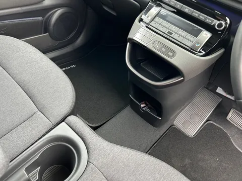 DG25CHZ Hyundai Inster 85kW 02 49kWh 5dr Auto Thumbnail #18