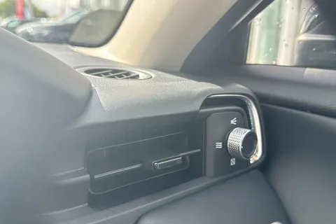 RF74NYY Honda Hr-V 1.5 eHEV Advance 5dr CVT Thumbnail #31