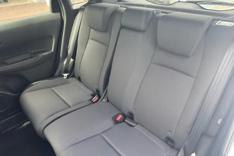 RJ74OJU Honda Jazz 1.5 i-MMD Hybrid Elegance 5dr eCVT Thumbnail #9
