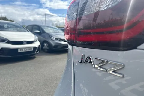 RJ74OJU Honda Jazz 1.5 i-MMD Hybrid Elegance 5dr eCVT Thumbnail #15
