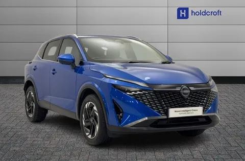 OW24PJO Nissan Qashqai 1.3 DiG-T MH N-Connecta [Glass Roof] 5dr Thumbnail #2