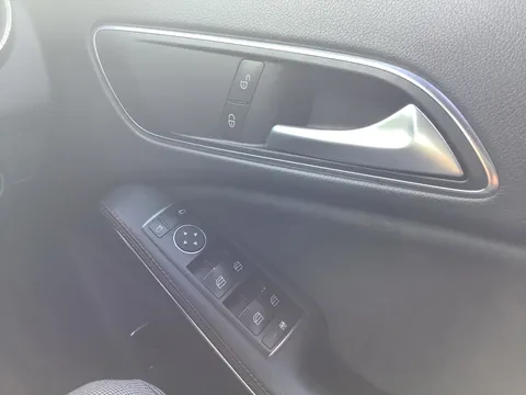 OE66JUA Mercedes-Benz Cla Class CLA 200d AMG Line 4dr Thumbnail #29