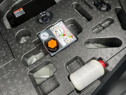 DX25WZY Nissan Juke 1.6 Hybrid N-Connecta 5dr Auto Thumbnail #21