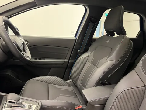 DL25JDF Renault Symbioz 1.6 E-Tech FHEV 145 Iconic Esprit Alpine 5dr Auto Thumbnail #14