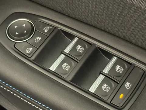 DL25JDF Renault Symbioz 1.6 E-Tech FHEV 145 Iconic Esprit Alpine 5dr Auto Thumbnail #19