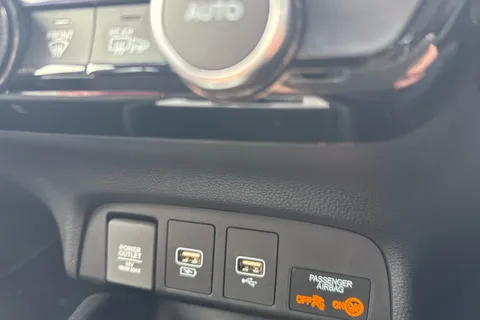 RA73VPT Honda Jazz 1.5 i-MMD Hybrid Advance 5dr eCVT Thumbnail #16