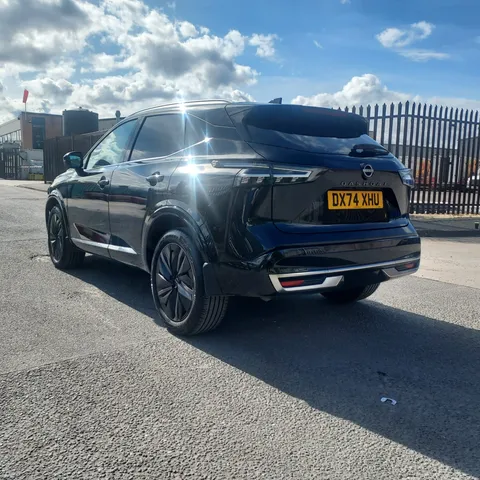 DX74XHU Nissan Qashqai 1.3 DiG-T MH Tekna 5dr Thumbnail #7