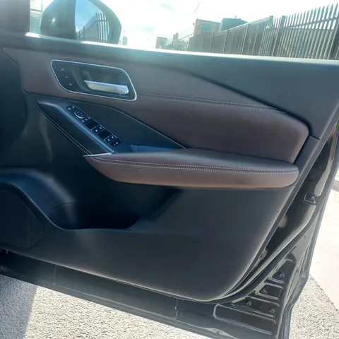 DX74XHU Nissan Qashqai 1.3 DiG-T MH Tekna 5dr Thumbnail #17