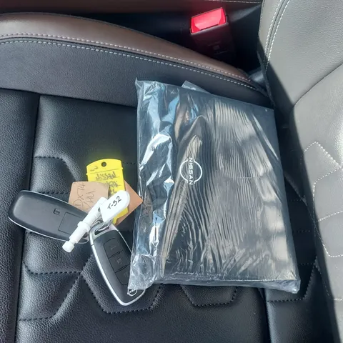 DX74XHU Nissan Qashqai 1.3 DiG-T MH Tekna 5dr Thumbnail #25