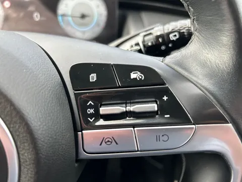 BV71UKM Hyundai Tucson 1.6 TGDi Ultimate 5dr 2WD Thumbnail #14