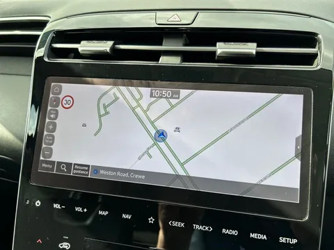 BV71UKM Hyundai Tucson 1.6 TGDi Ultimate 5dr 2WD Thumbnail #19