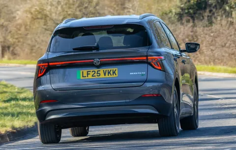 Mg MGS5 EV SE Standard Range  Thumbnail #1