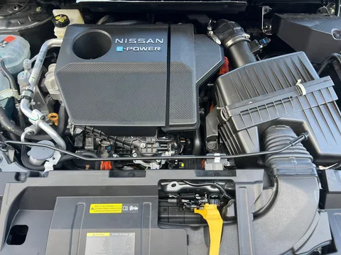 OX74HXG Nissan Qashqai 1.5 E-Power Tekna 5dr Auto Thumbnail #11