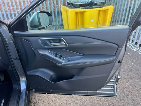 OX74HXG Nissan Qashqai 1.5 E-Power Tekna 5dr Auto Thumbnail #19