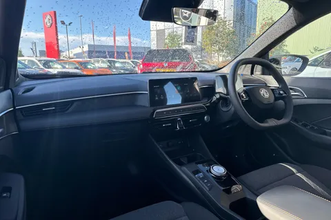 MC25EYT Mg Motor Uk Mg3 1.5 Hybrid SE 5dr Auto Thumbnail #4