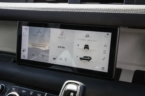 DU70HXJ Land Rover Defender 2.0 D240 First Edition 110 5dr Auto Thumbnail #29