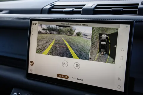 FJ24YNB Land Rover Defender 3.0 D300 X-Dynamic HSE 110 5dr Auto Thumbnail #34