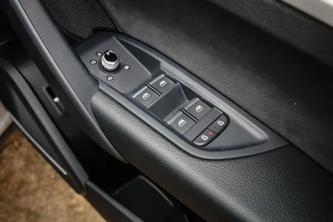 BW71VPM Audi Q5 40 TDI Quattro S Line 5dr S Tronic Thumbnail #21