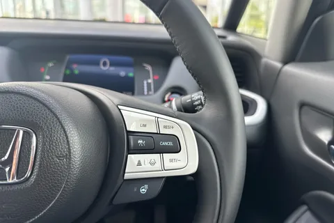 MV25CWN Honda Jazz 1.5 i-MMD Hybrid Advance 5dr eCVT Thumbnail #20