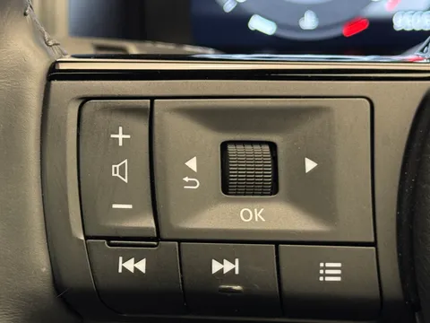 OY24UNB Nissan Qashqai 1.3 DiG-T MH 158 Tekna+ 5dr Thumbnail #20