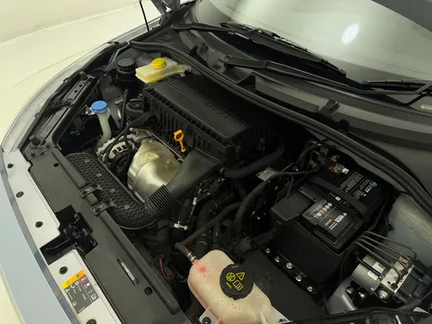 DU73XNL Mg Motor Uk Mg3 1.5 VTi-TECH Exclusive 5dr [Navigation] Thumbnail #24