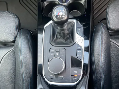 DK70JJO BMW 2 Series 218i M Sport 4dr Thumbnail #17