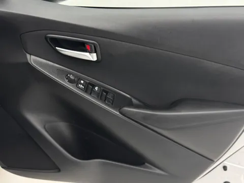 DX73GWF Mazda Mazda2 1.5 Skyactiv G Exclusive-Line 5dr Auto Thumbnail #15