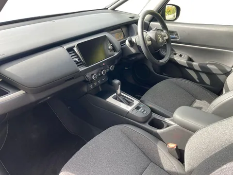 DG25XWN Honda Jazz 1.5 i-MMD Hybrid Advance 5dr eCVT Thumbnail #2