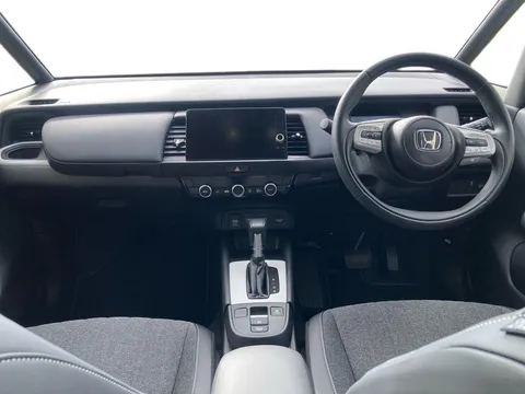 DG25XWN Honda Jazz 1.5 i-MMD Hybrid Advance 5dr eCVT Thumbnail #4