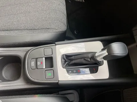 DG25XWN Honda Jazz 1.5 i-MMD Hybrid Advance 5dr eCVT Thumbnail #23