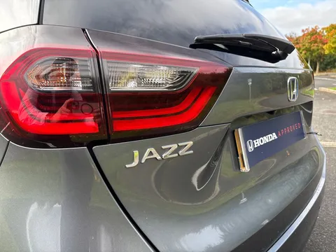 DF70NPA Honda Jazz 1.5 i-MMD Hybrid EX 5dr eCVT Thumbnail #31