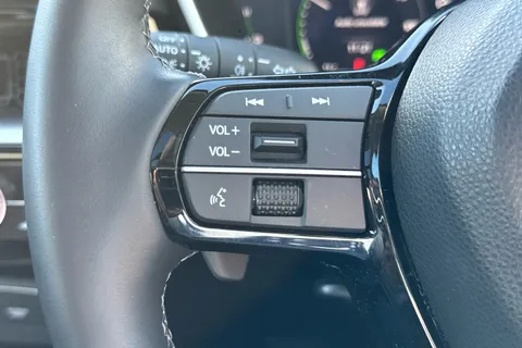 RF74OBR Honda CR-V 2.0 eHEV Elegance 5dr eCVT Thumbnail #23