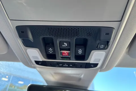 RF74OBR Honda CR-V 2.0 eHEV Elegance 5dr eCVT Thumbnail #26