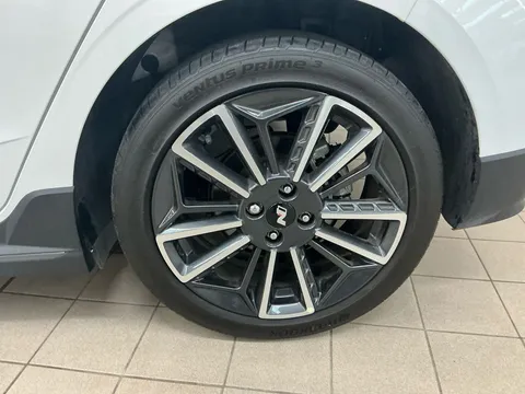 DC72LWF Hyundai i20 1.0T GDi 48V MHD 120 N Line 5dr Thumbnail #12