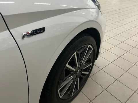 DC72LWF Hyundai i20 1.0T GDi 48V MHD 120 N Line 5dr Thumbnail #11