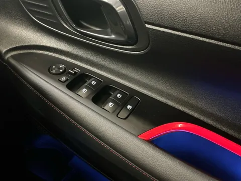 DC72LWF Hyundai i20 1.0T GDi 48V MHD 120 N Line 5dr Thumbnail #23