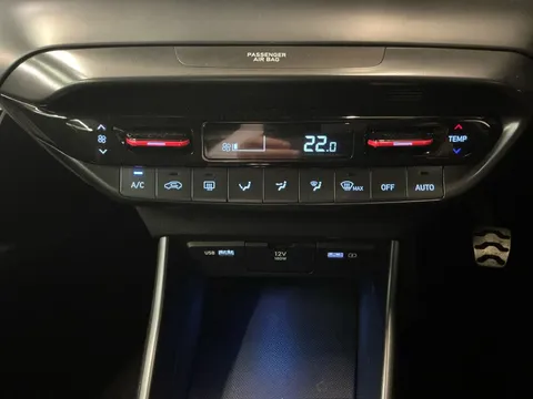 DC72LWF Hyundai i20 1.0T GDi 48V MHD 120 N Line 5dr Thumbnail #26