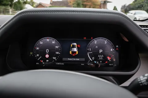 KR24BSZ Land Rover Defender 3.0 D300 X-Dynamic HSE 110 5dr Auto [7 Seat] Thumbnail #26