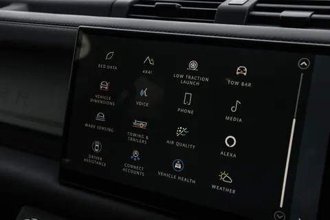 KR24BSZ Land Rover Defender 3.0 D300 X-Dynamic HSE 110 5dr Auto [7 Seat] Thumbnail #32