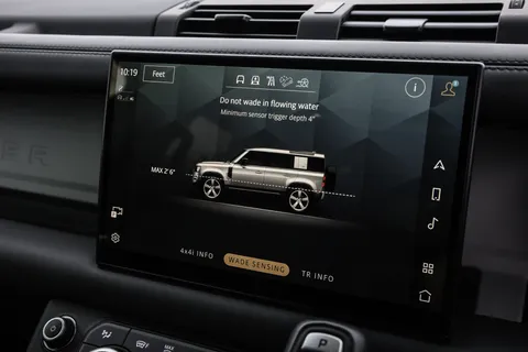 KR24BSZ Land Rover Defender 3.0 D300 X-Dynamic HSE 110 5dr Auto [7 Seat] Thumbnail #40