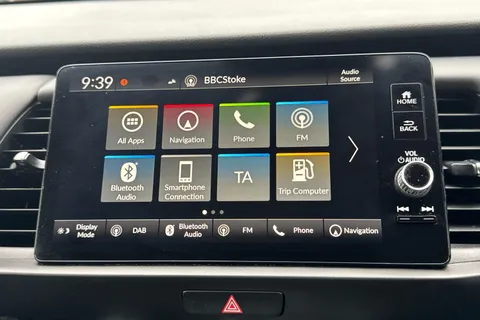 DE73UWZ Honda Jazz 1.5 i-MMD Hybrid Crosstar Advance 5dr eCVT Thumbnail #22