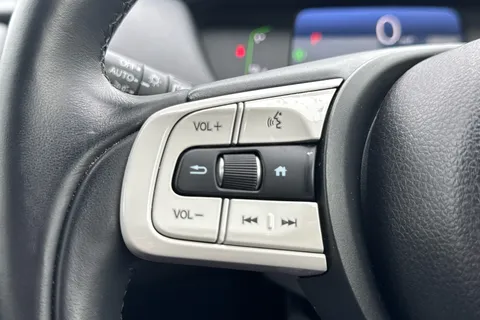 DE73UWZ Honda Jazz 1.5 i-MMD Hybrid Crosstar Advance 5dr eCVT Thumbnail #20