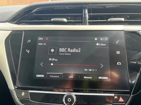 SA72AWM Vauxhall Corsa 1.2 Design 5dr Thumbnail #19