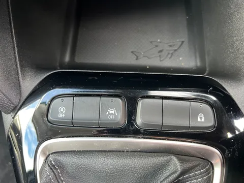 SA72AWM Vauxhall Corsa 1.2 Design 5dr Thumbnail #20